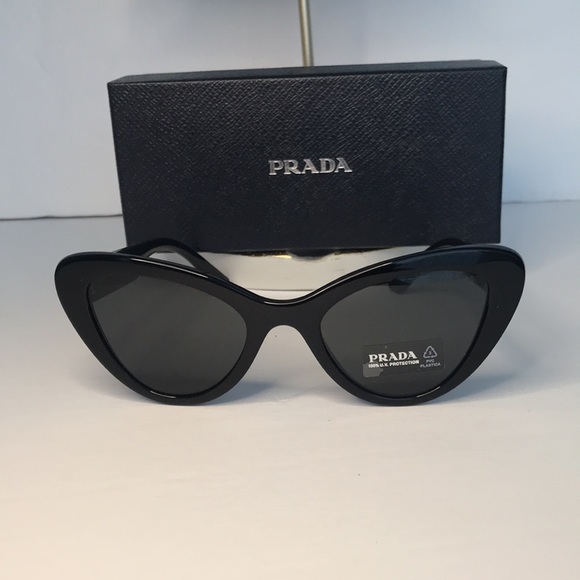 💯- New - PRADA PR 13YS Black Dark Grey Gradient Cat-Eye Sunglasses - Picture 3 of 16